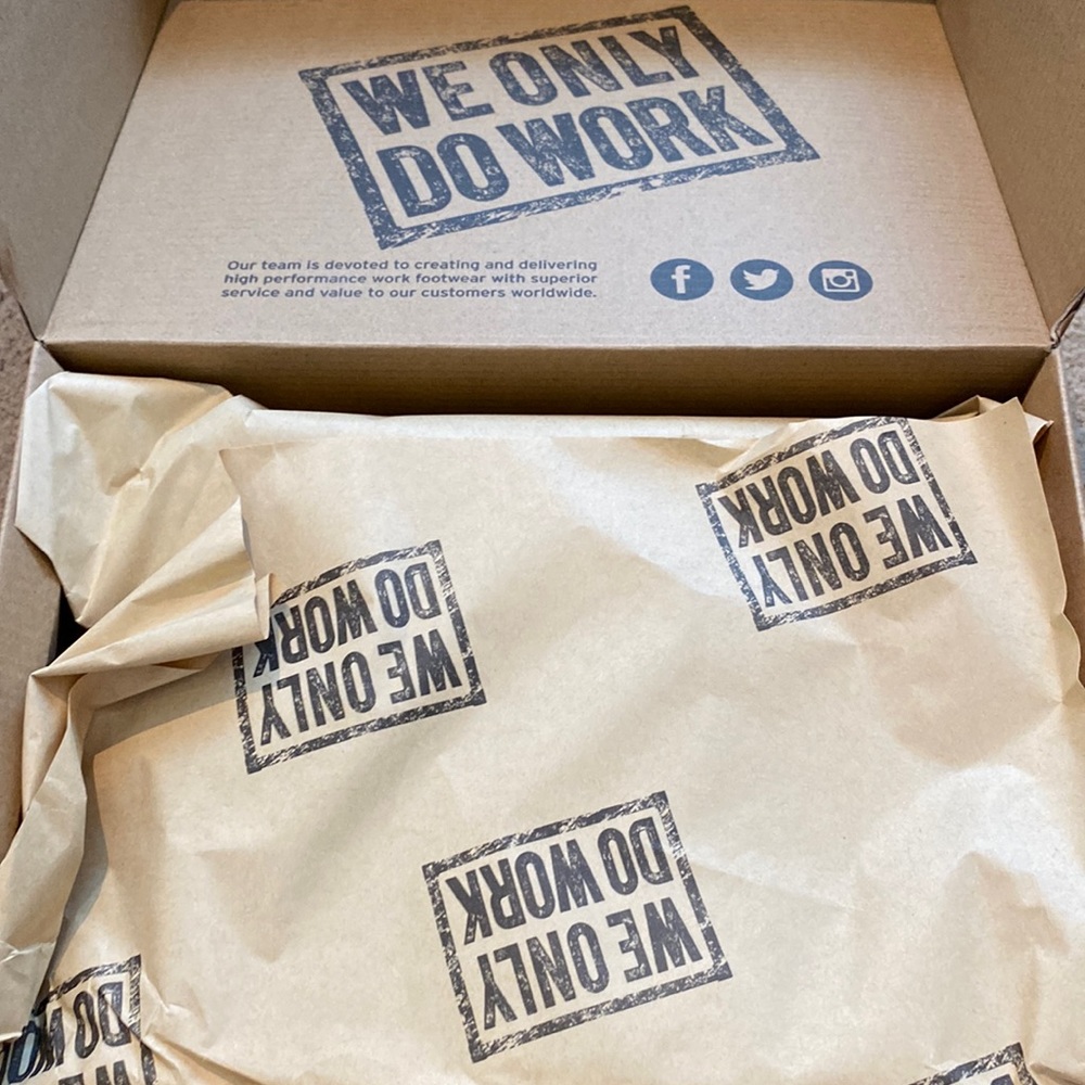 Composite toe work shoe! Never worn